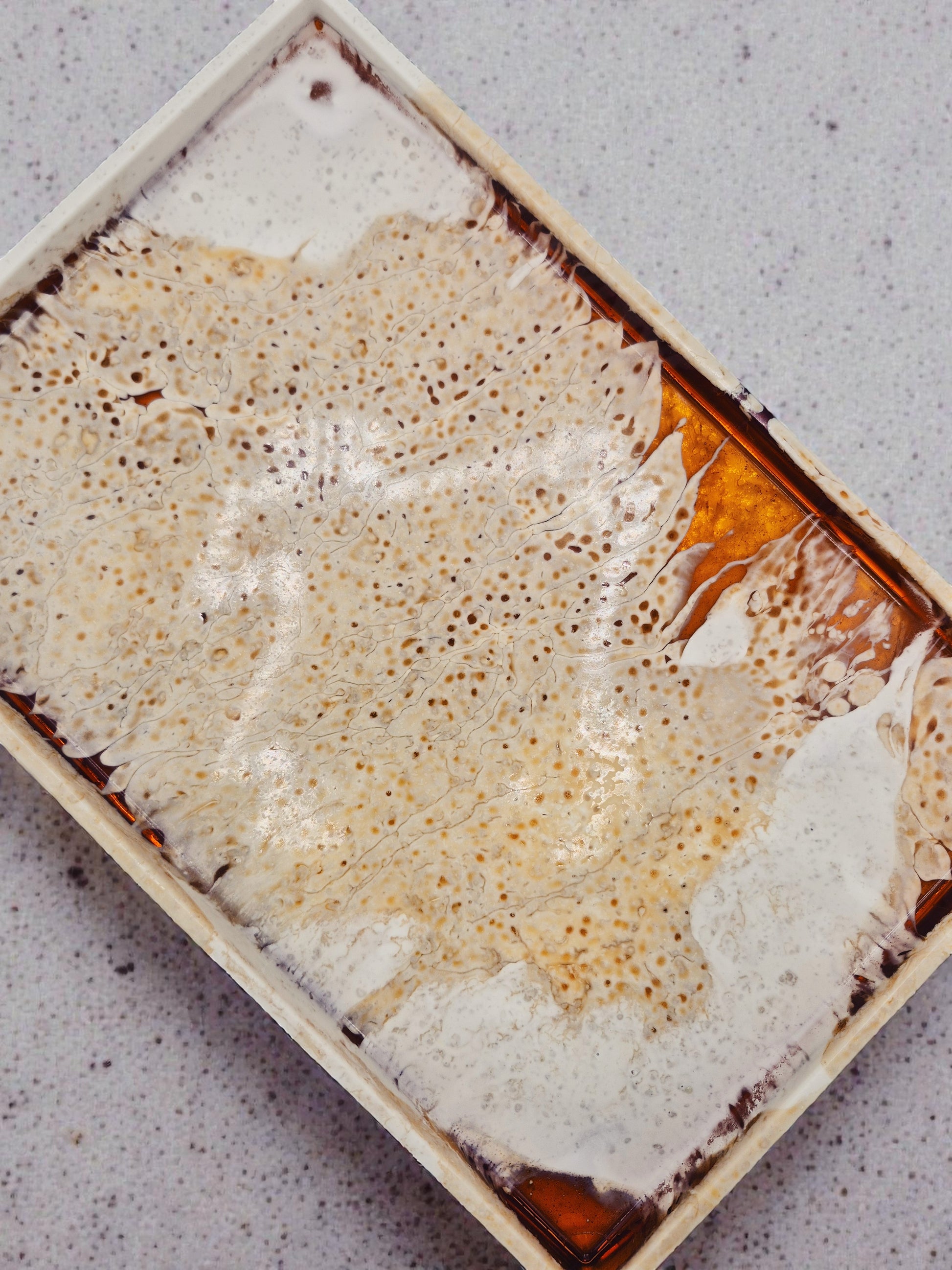 Rechteckiges Tablett "Melted Sun"